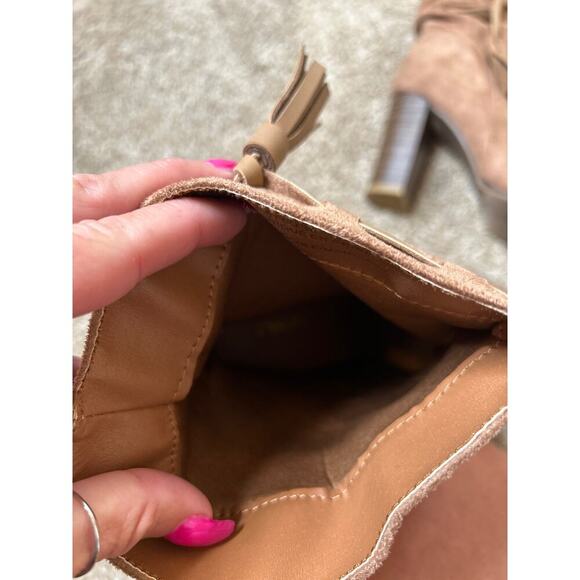 Shoedazzle ankle Boots Celia Slip On Point Toe Block Heel Casual western SZ 8.5 - Picture 6 of 7
